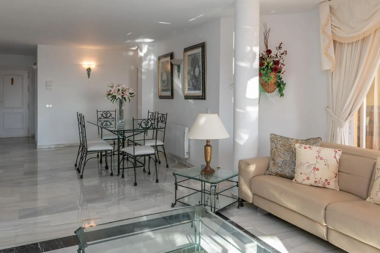 3 Bedrooms & Terrace, Swimming Pool - Porton 7 Sitio de Calahonda 0*,  Spain