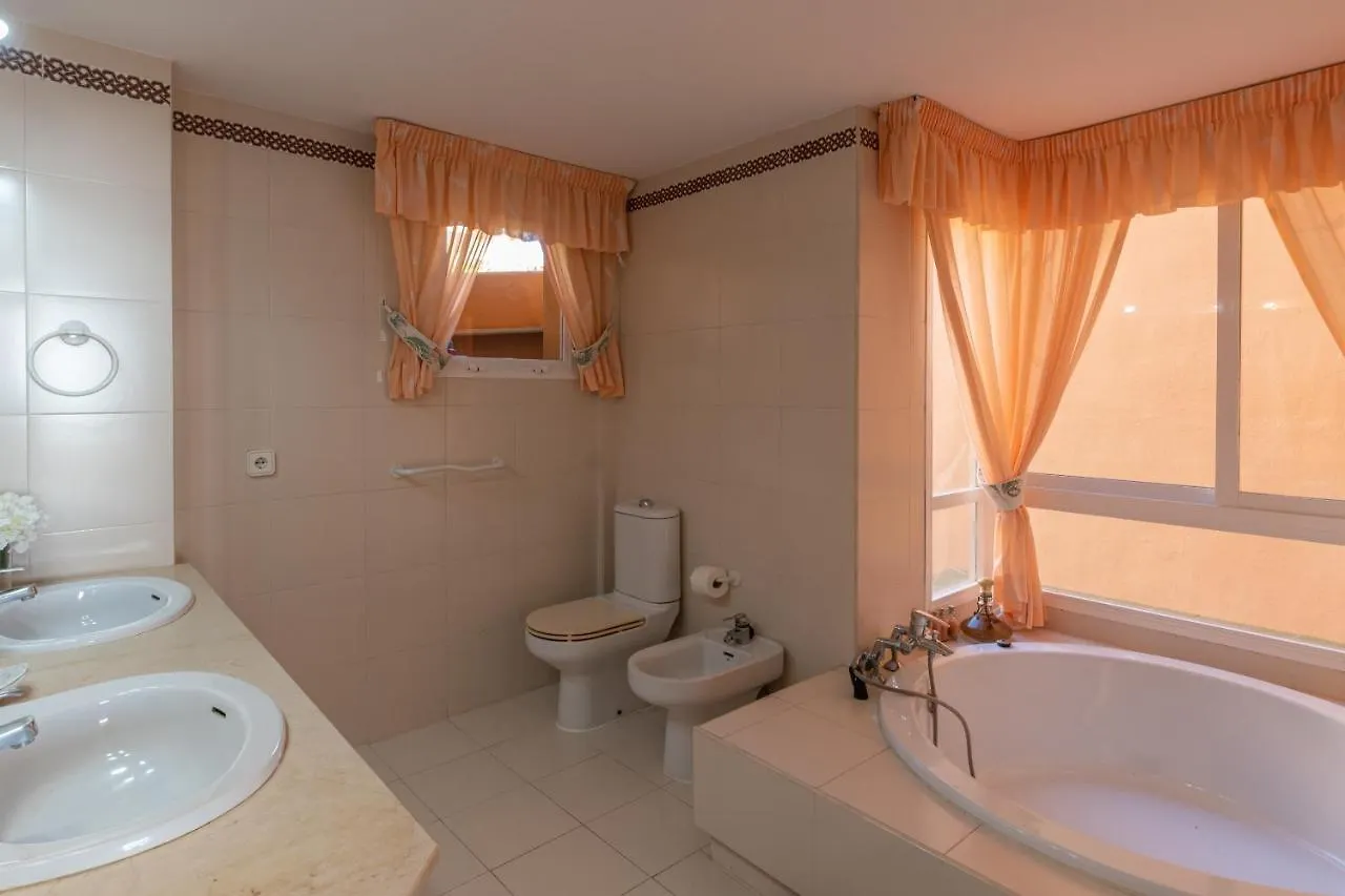 Apartment 3 Bedrooms & Terrace, Swimming Pool - Porton 7 Sitio de Calahonda